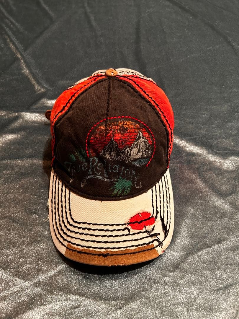 TRUE RELIGION トゥルーレリジョンダメージ加工キャップ