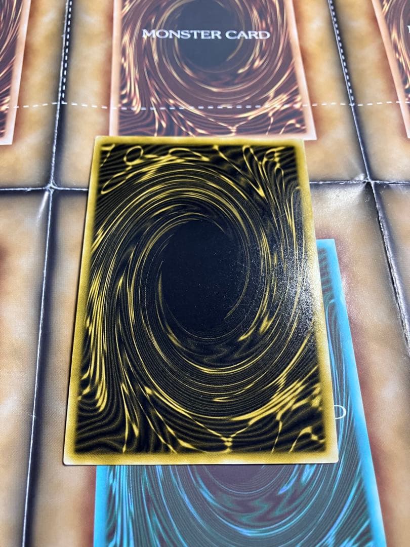 オシリスの天空竜、ラーの翼神竜、オベリスクの巨神