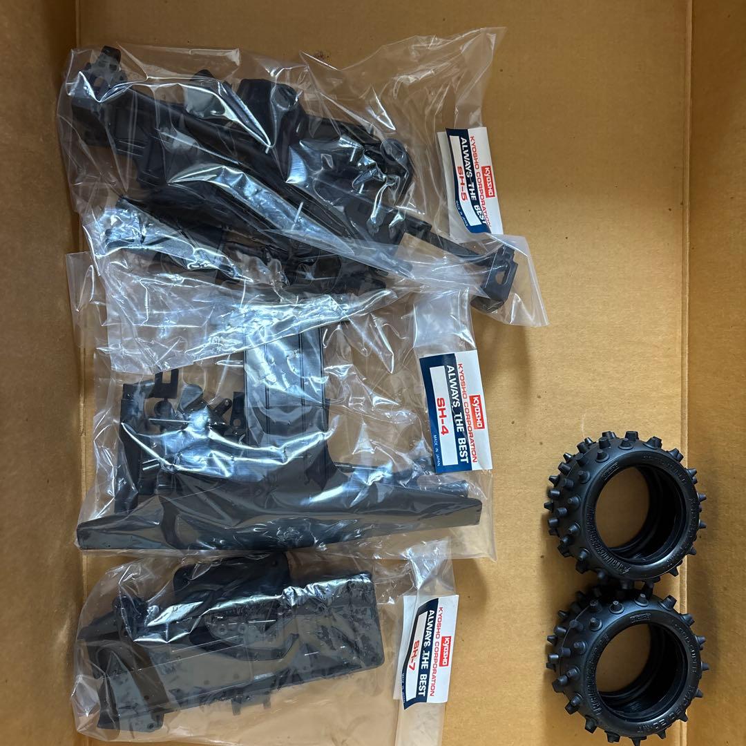 KYOSHO SHADOW 4WD 1/10スケール