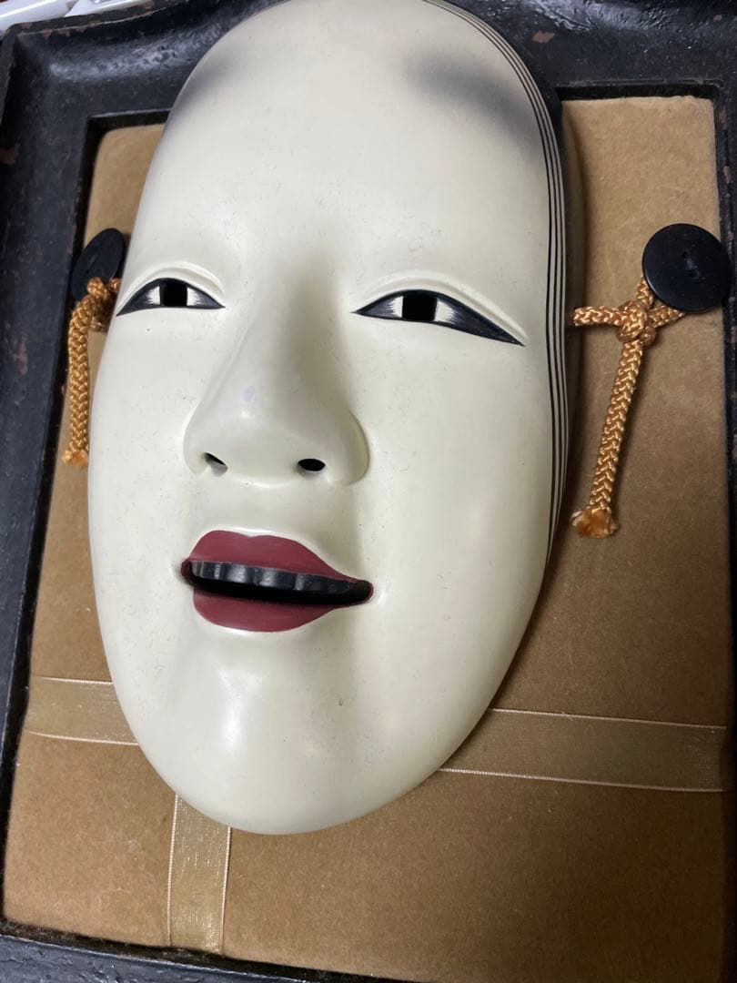 cimastone replicas 京都科学標本 能面 小面（若女）額縁付 - メルカリ