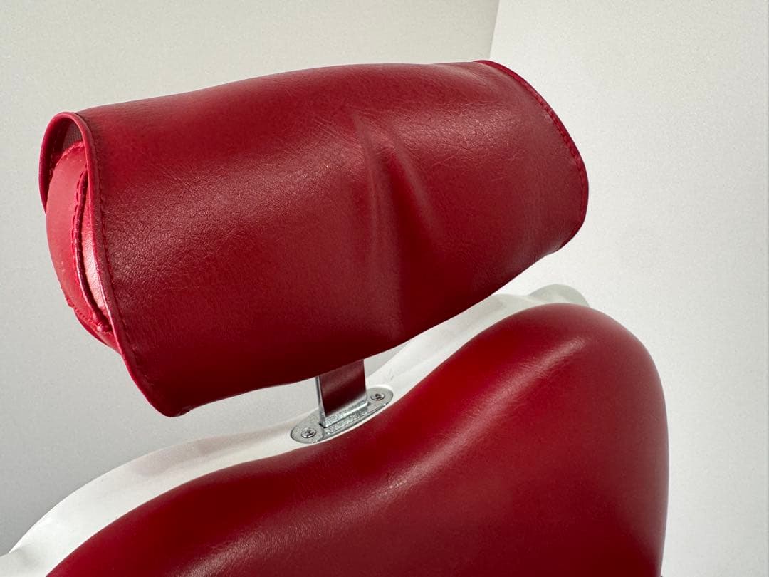 ド*ん様 引き取りタカラベルモント理容椅子 赤 ビンテージ 昇降可 美品