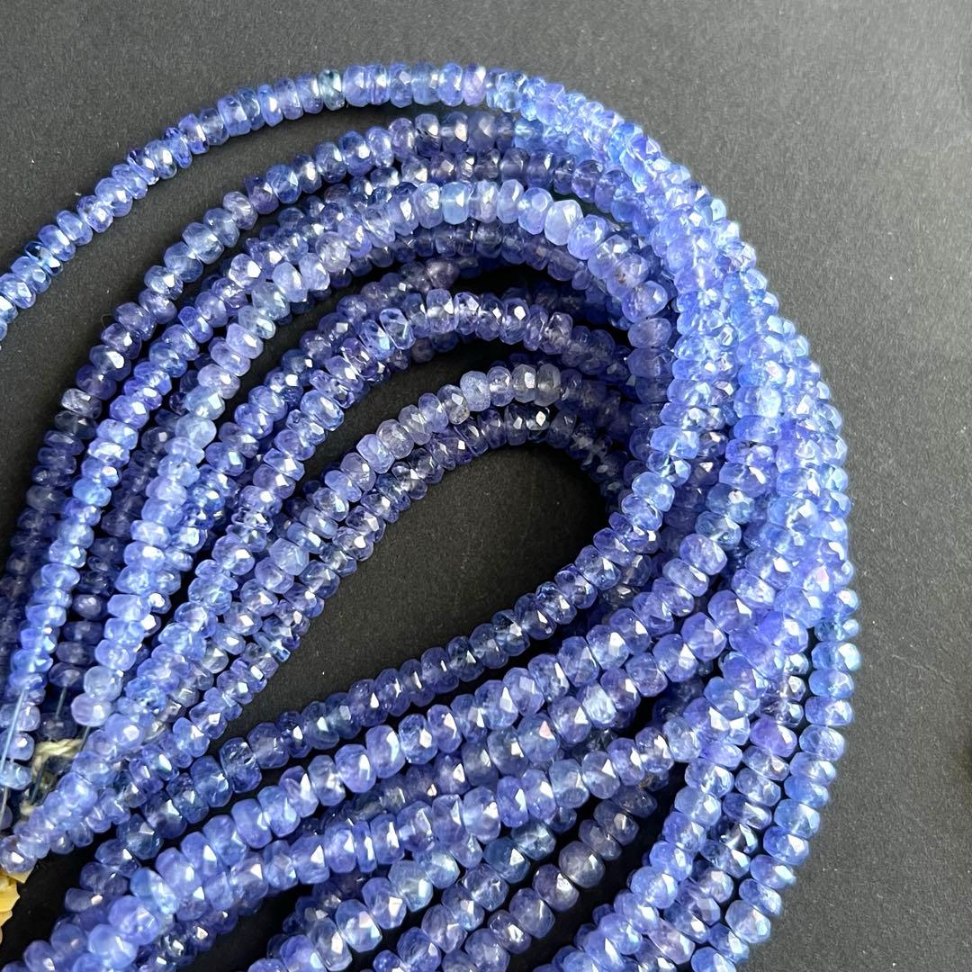 N2 stone Natural] 天然鉱物 タンザナイト (灰簾石/tanzanite