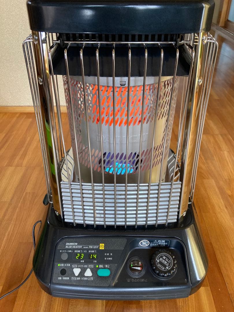 ダイニチブルーヒーターFM-181F大型石油ストーブ