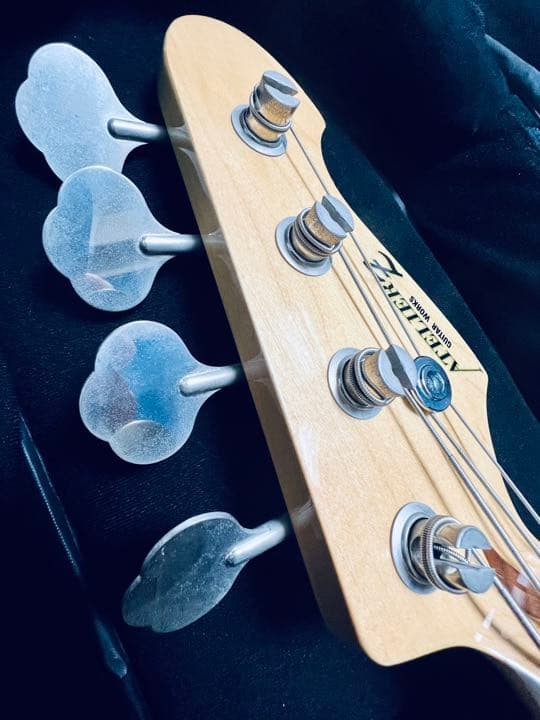 9530】 左利き用 K-ON! 秋山澪 モデル エレキベース けいおん 1/6 けい