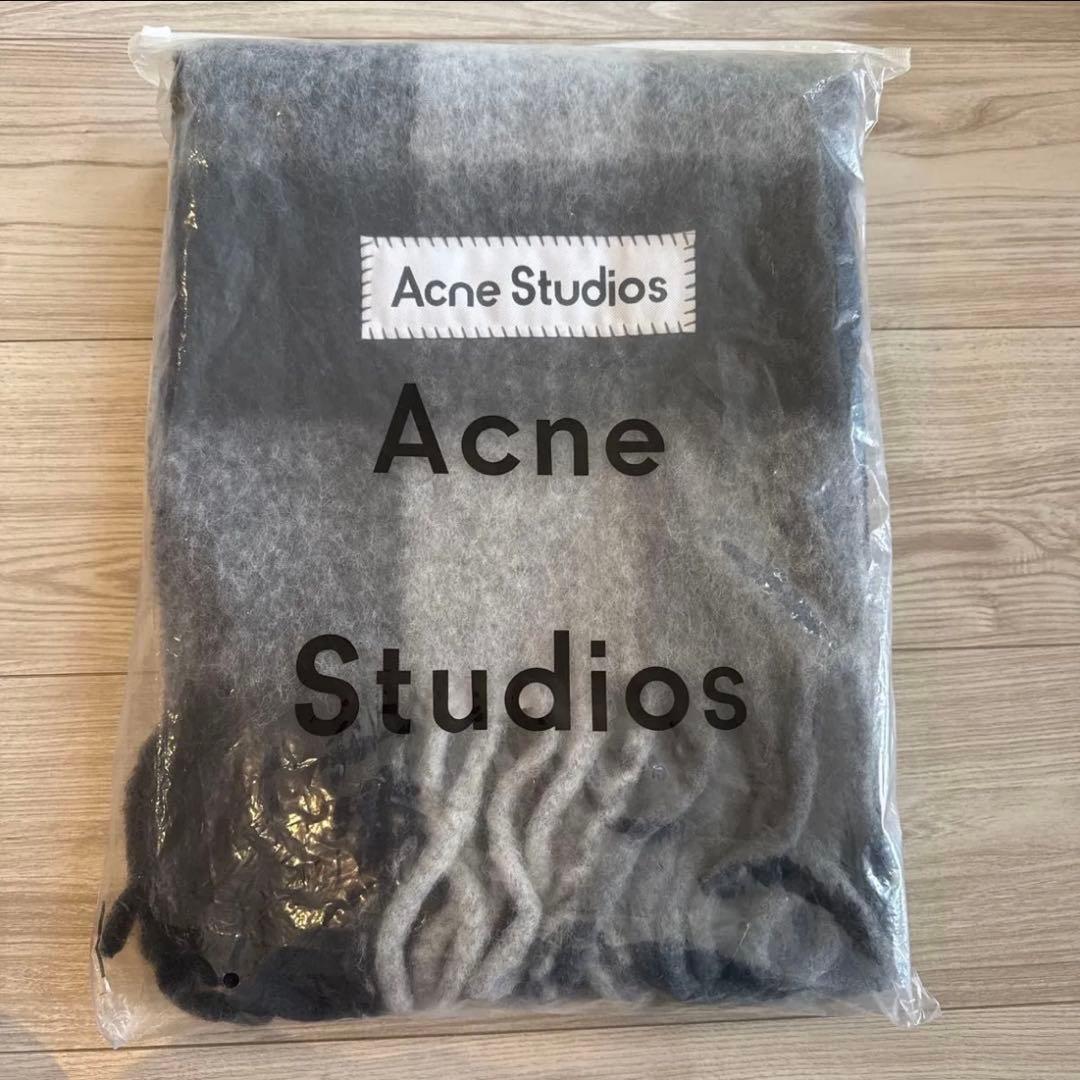 Acne Studios チェック柄マフラー グレー系 - メルカリ