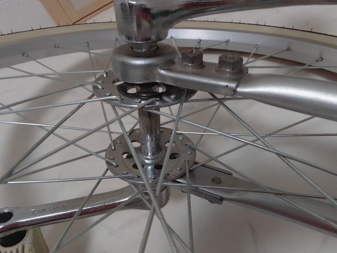 ミヤタ 一輪車 24インチ ユニサイクル フラミンゴ？ ①