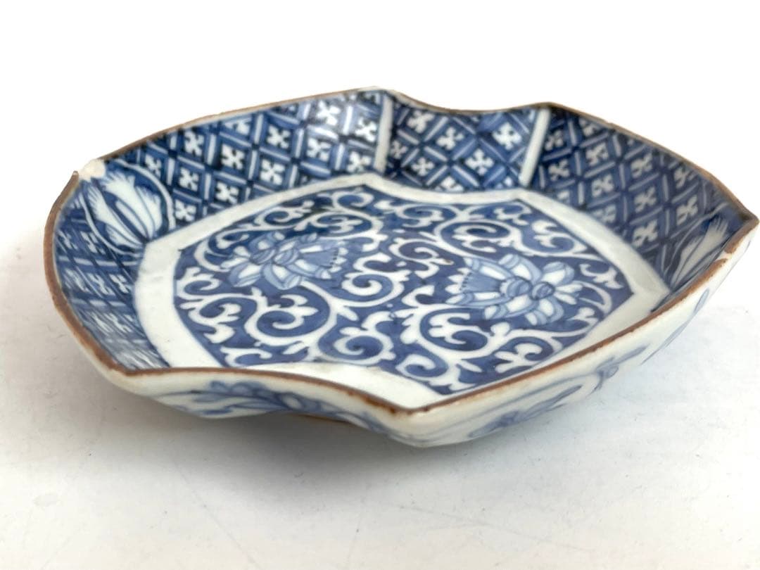 骨董 アンティーク 古伊万里 菱形 染付 逆唐草文様 変形皿 小皿 角福