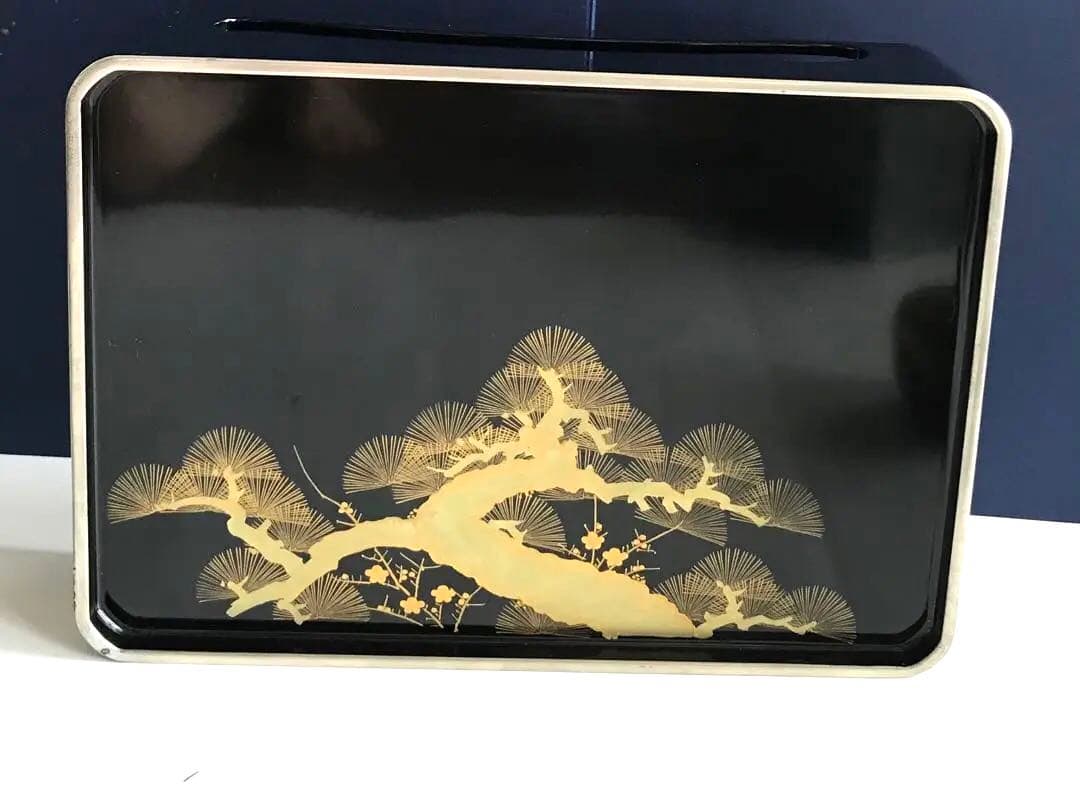 お屠蘇器 銀渕付 黒四つ揃　本松クリ足　松竹梅 金蒔絵 螺鈿 木製漆塗　豪華