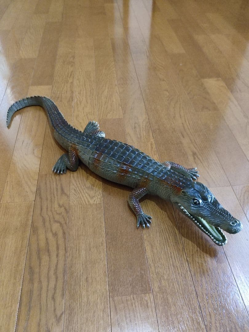 リアル！ワニフィギュア　アリゲーター　わに　クロコダイル　フィギュア　置物