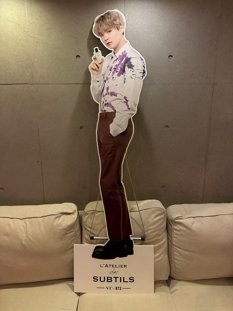 BTS テテ テヒョン V 等身大パネル BTS テヒョン V テテ 等身大パネル