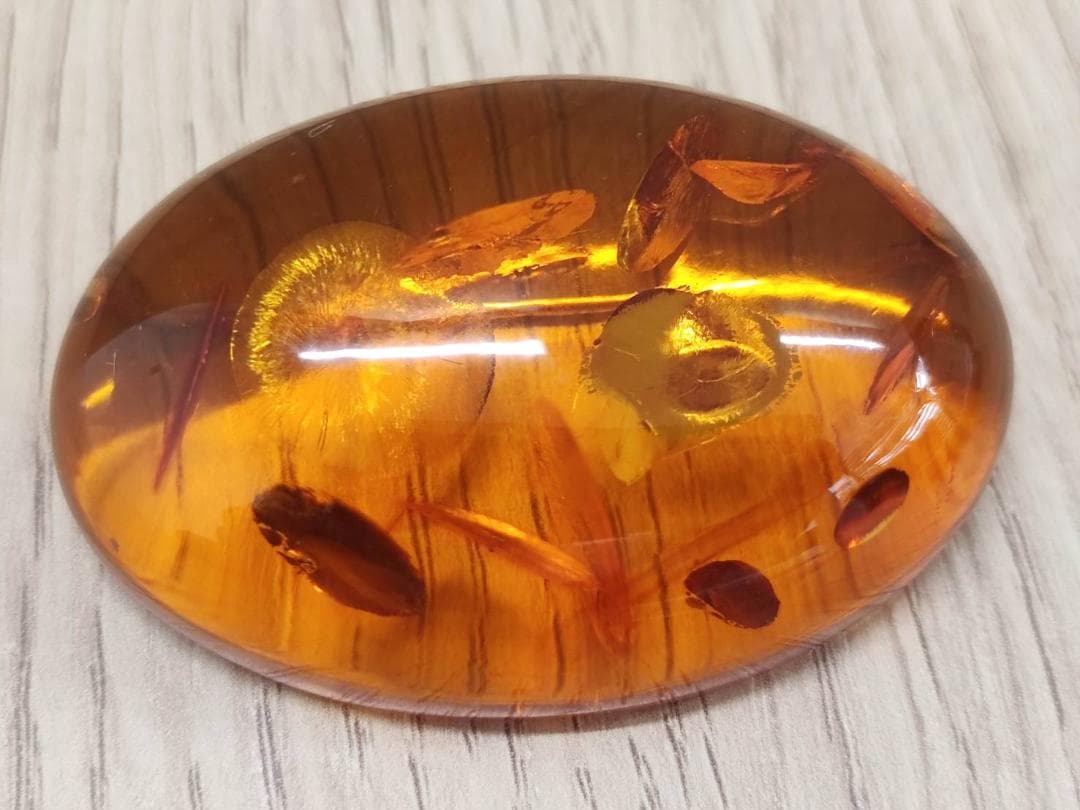 TSUTSUMI 天然琥珀 ブローチ 18金