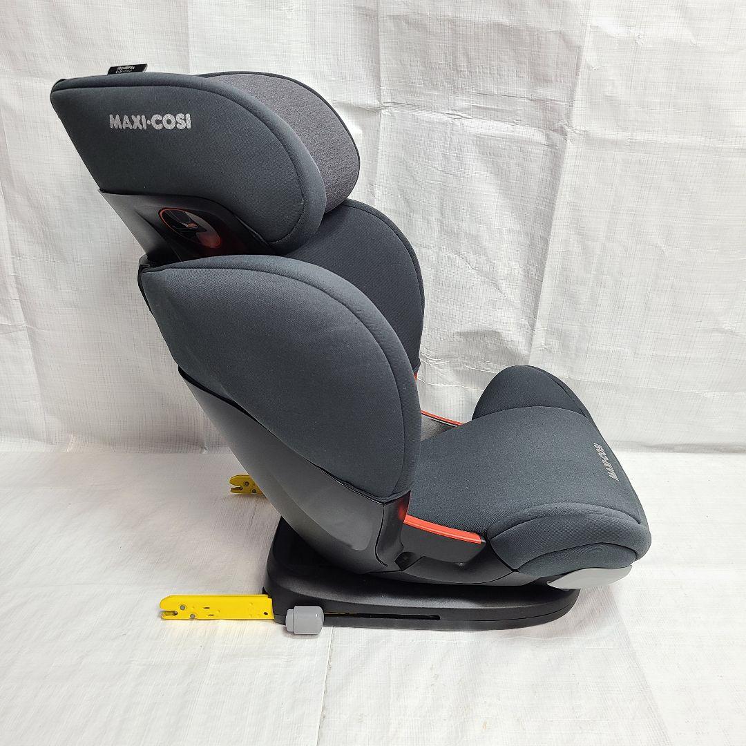 n*様 ほぼ新品　 マキシコシ ジュニアシート　チャイルドシート ISOFIX