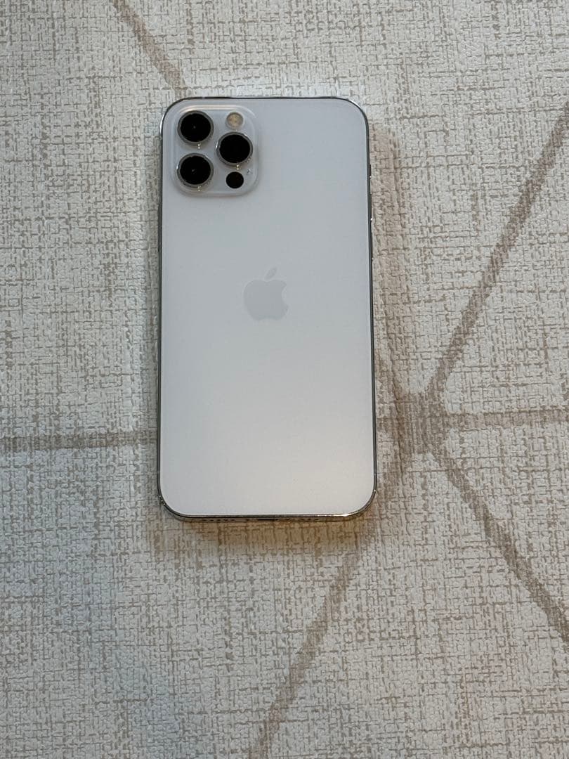 iPhone 12 pro シルバー 256GB SIMフリー