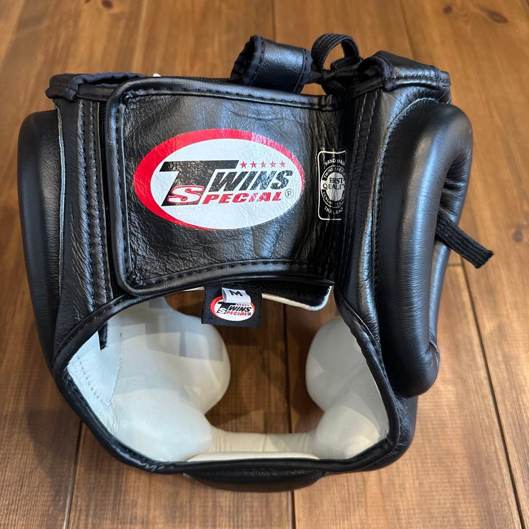 美品！TWINS SPECIAL ヘッドギア 黒 Mサイズ - メルカリ