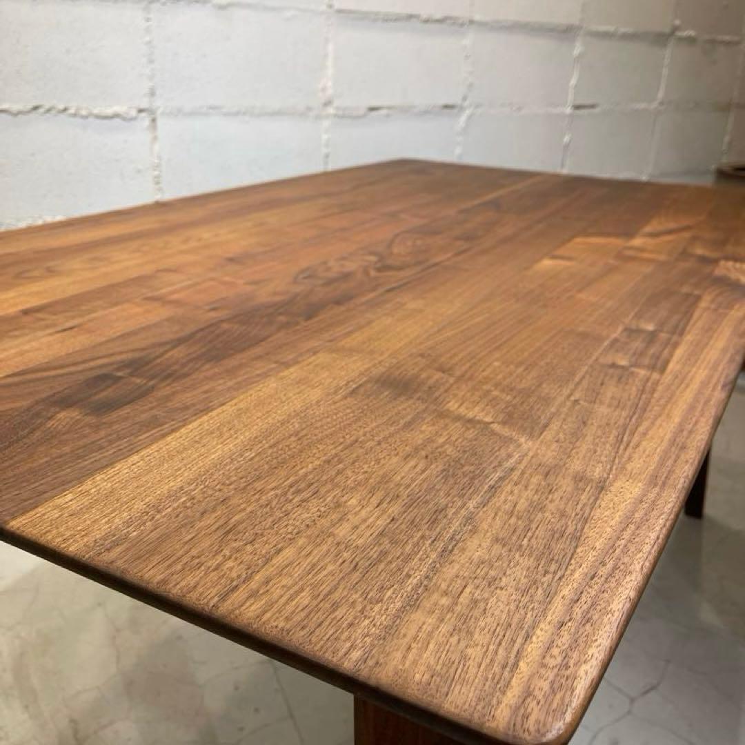 美品　ウォールナット無垢材　ダイニングテーブル　大塚家具　フィガロ　北欧　モダン