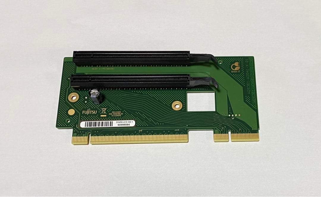 富士通ライザーカード(PCIe x16 x4) D3485-A10GS1 - メルカリ