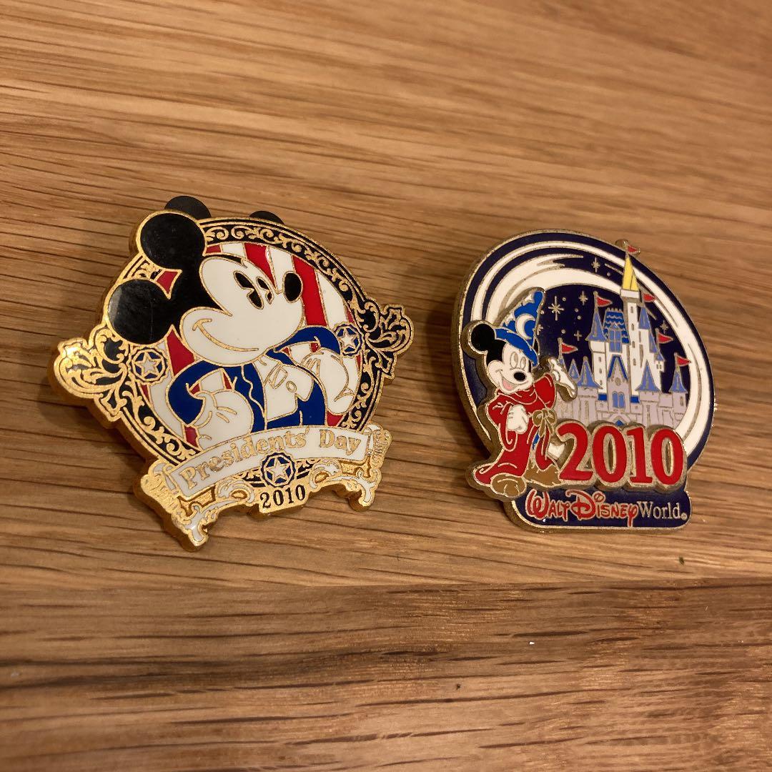 フロリダウォルトディズニーワールド ピンバッジ9個 ネックストラップ