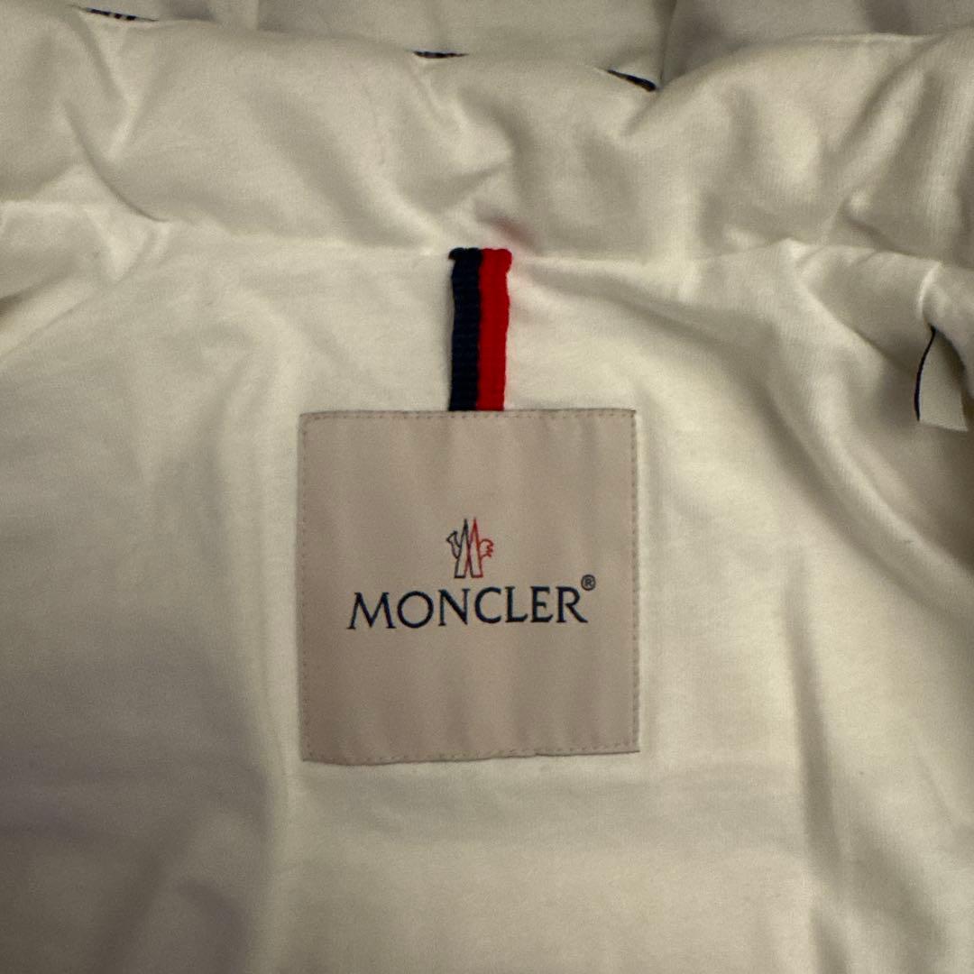 モンクレール　ダウン　Kキッズ