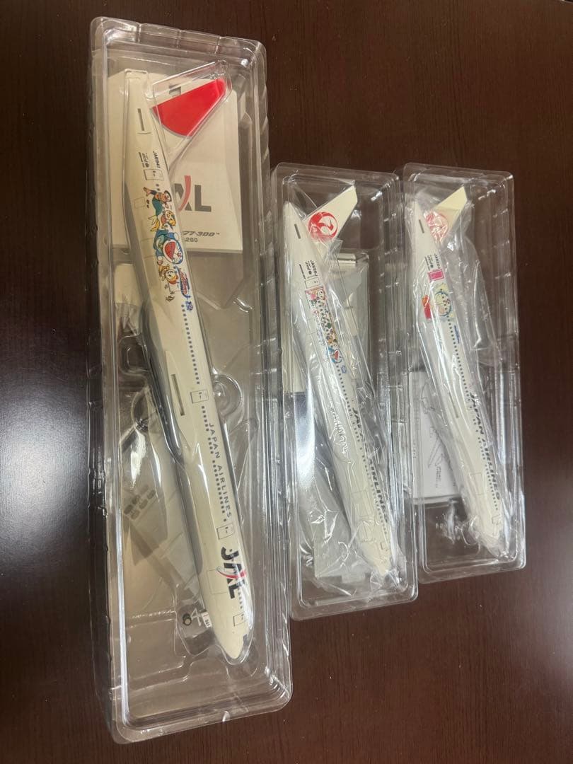 値下げ‼️JALドラえもん3機セット1/200