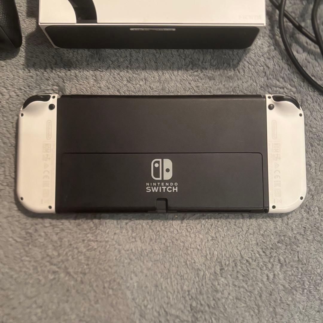 美品 Nintendo Switch ホワイト 動作確認済み