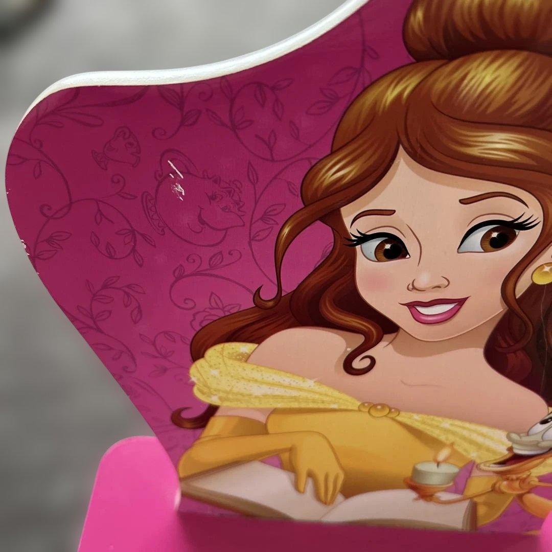 子供用テーブルセット ラプンツェル シンデレラ ディズニー - メルカリ