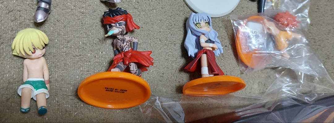 fate 関連グッズ(ぬいぐるみ、フィギュア、下敷きなど)