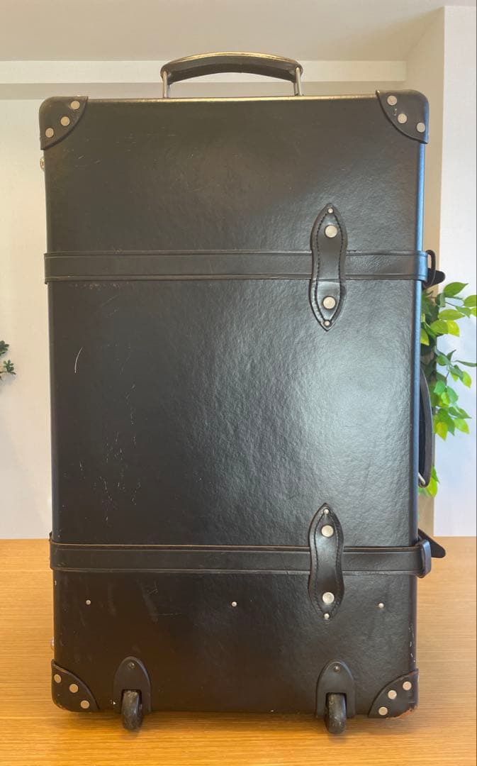 グローブトロッター黒レザーキャリーケース 中型