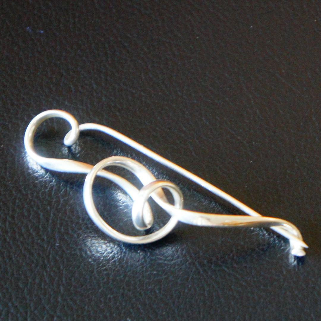 ジョージジェンセン ブローチ #384 - メルカリ