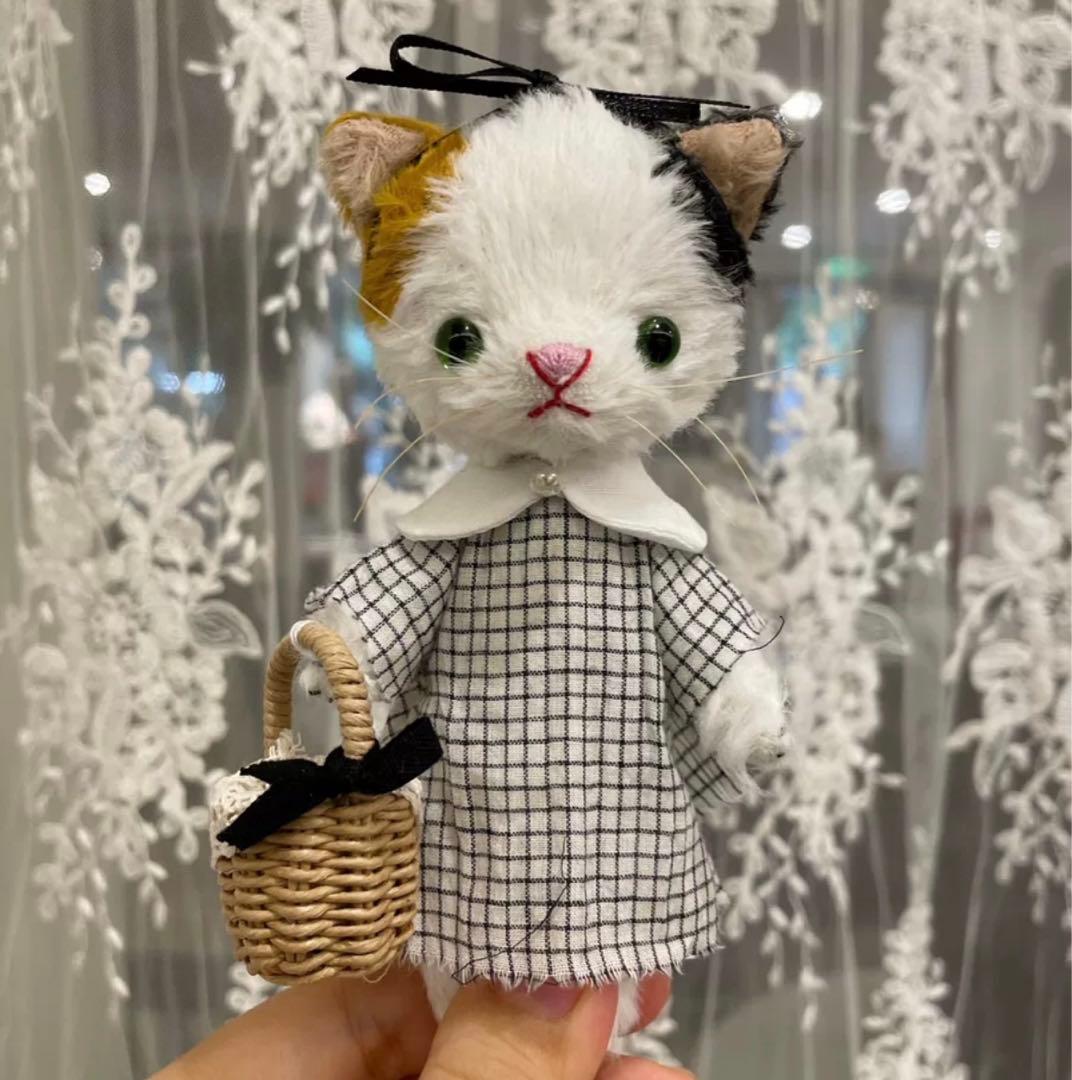 ぬいぐるみねこ作家アーティストベアテディキャット