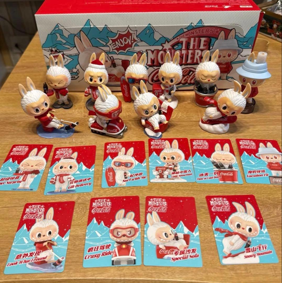 Coca-Cola THE MONSTERS アークティックテーマ