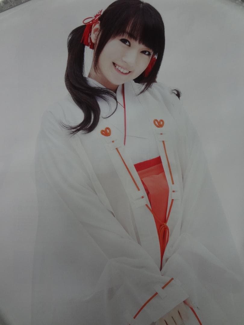 水樹奈々ポスター30本まとめて 声優・シンガー・タレント 入手困難非売品