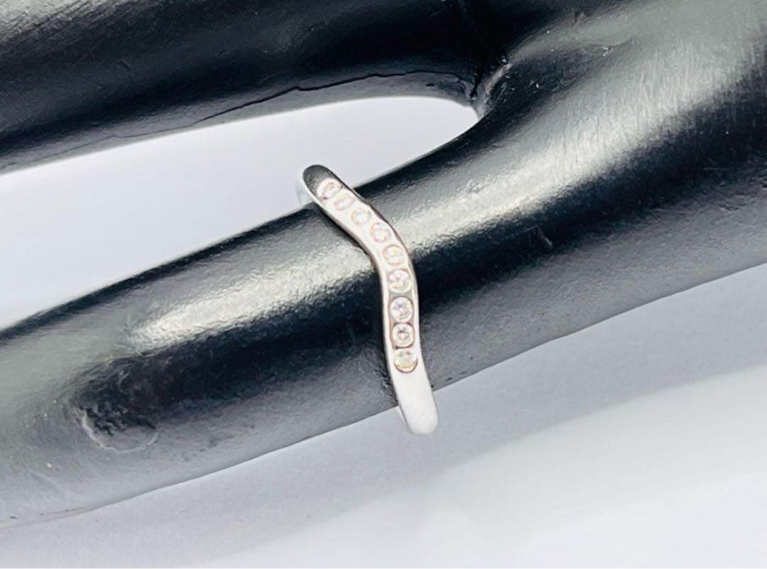 c664 ティファニー　カーブド　バンド　ダイヤ　9P プラチナ　リング　約5号