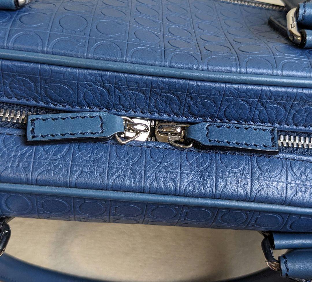 Ferragamo フェラガモ ガンチーニ ビジネスバッグ レザー 青