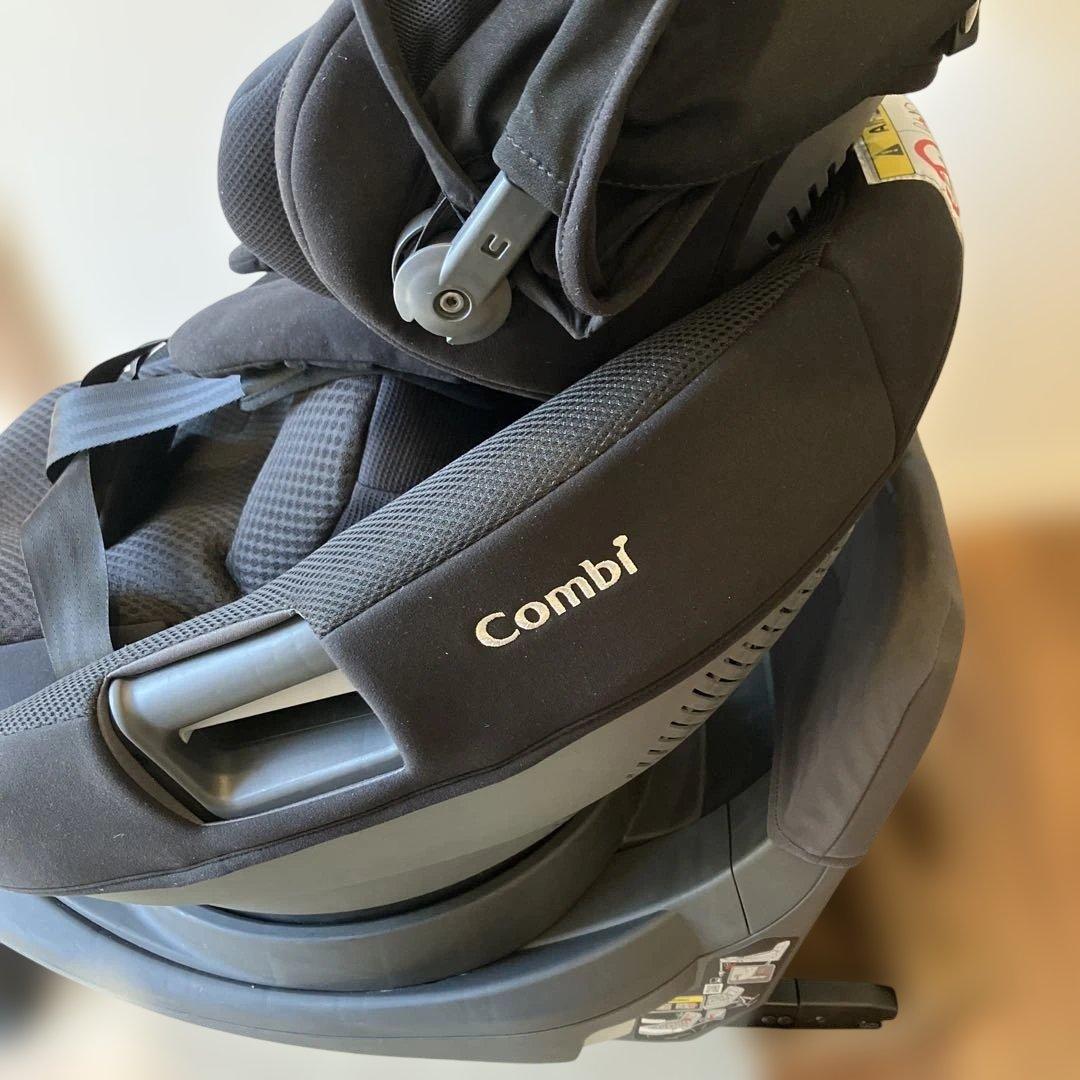 【COMBI チャイルドシート 】THES plus ZB-750 ブラック