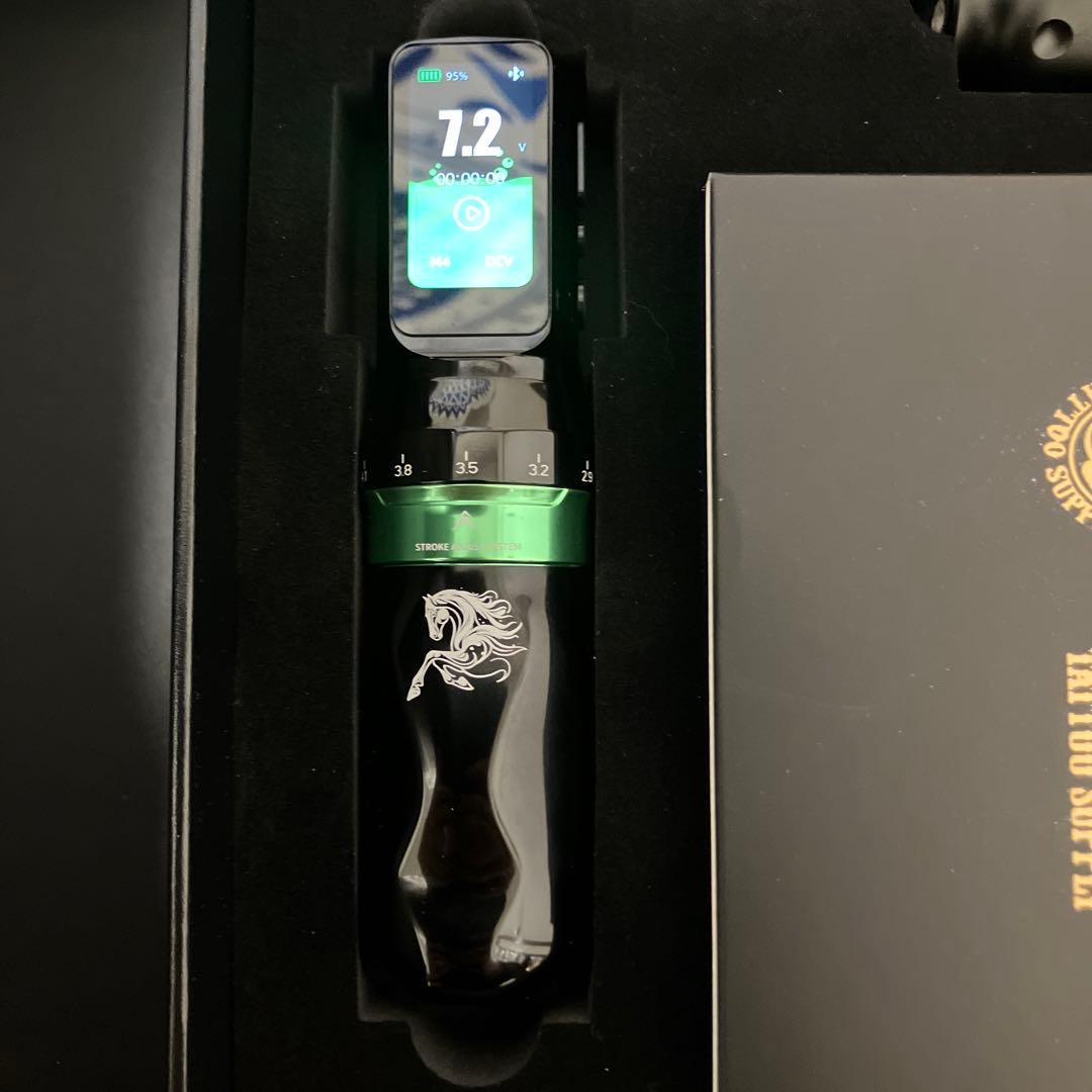 Doragonhawk Ford pro Year of the horse - メルカリ