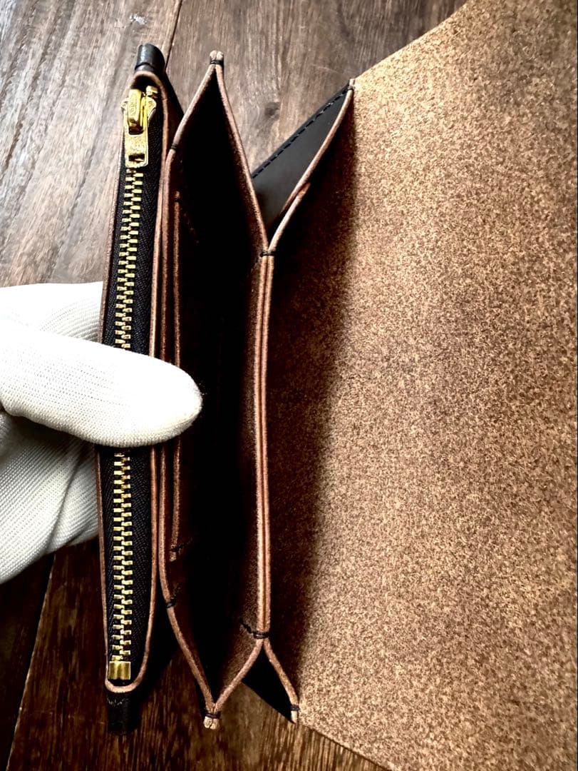 ☆(Horweenクロムエクセル)♯茶芯ブラック　トラッカーウォレット