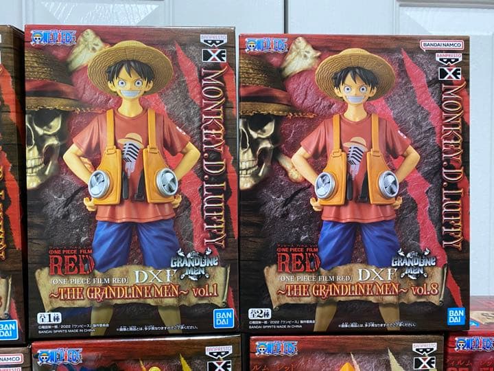 ワンピースフィギュアセット【DXF RED、ワールドコレクタブル RED、他