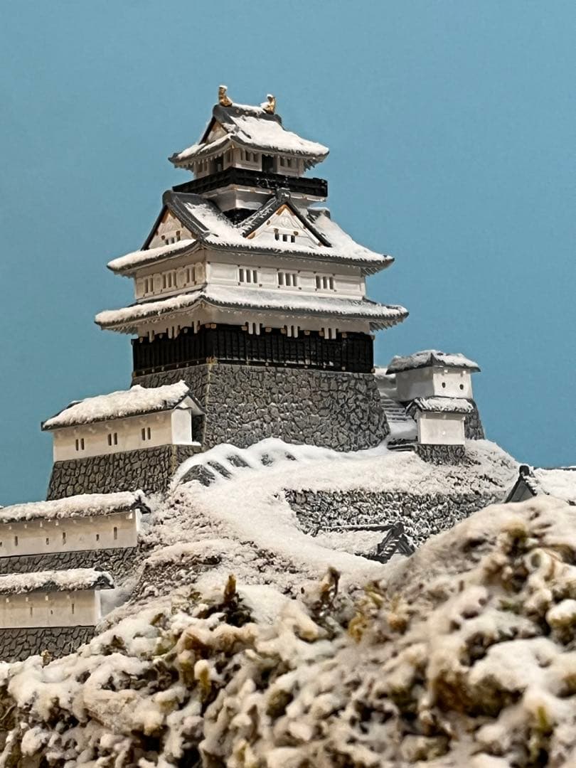 岐阜城　模型 プラモデル　組立済　完成品（雪　冬仕様）