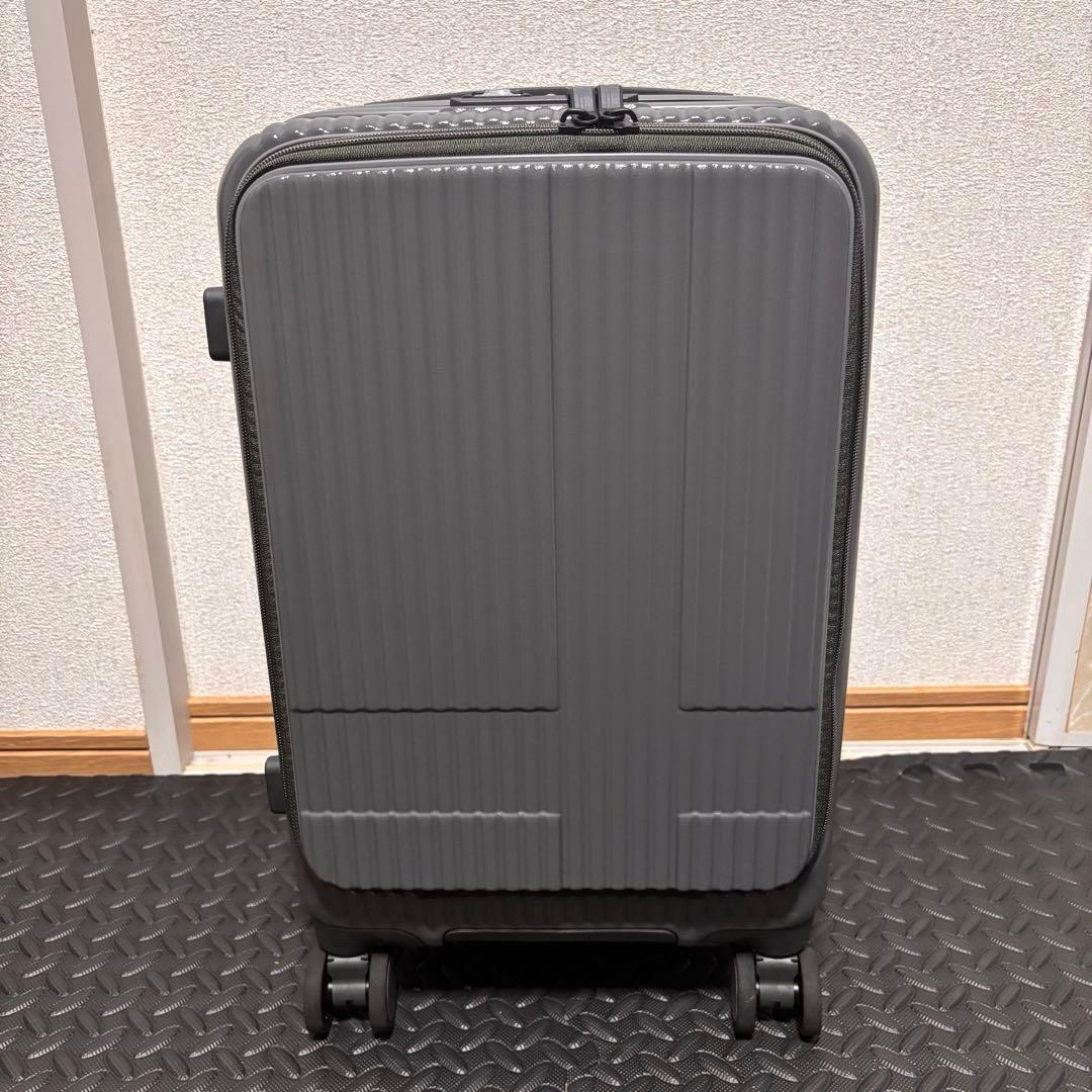 ふう様専用【美品】イノベーター キャリーケース 38L スティールグレー