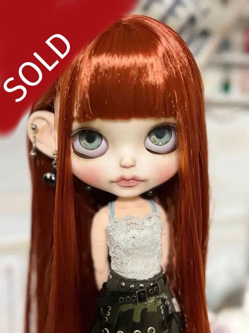 カスタムアイシードール ネオサイズ 白肌 赤茶サラサラストレート