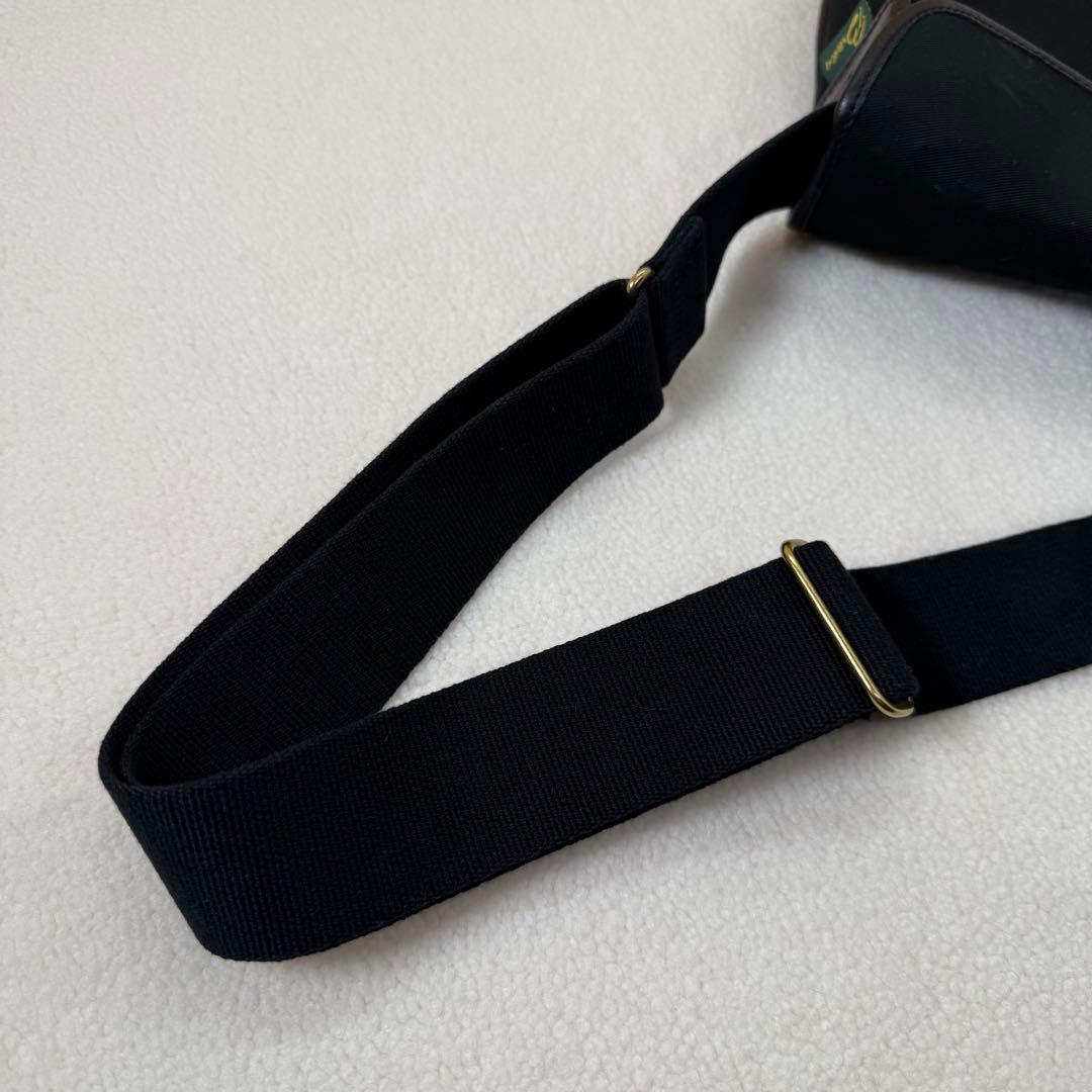 Brady STOUR/ブレディ ストア　ショルダーバッグ　ネイビー