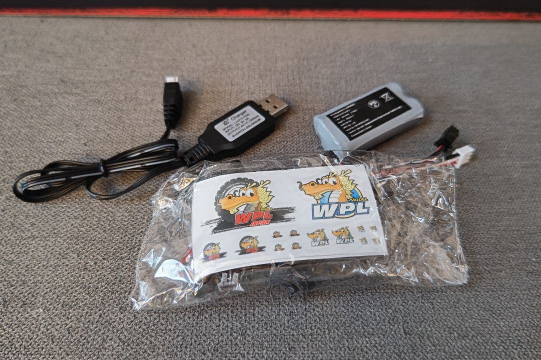 WPL オフロードトラック ホワイト ボディ