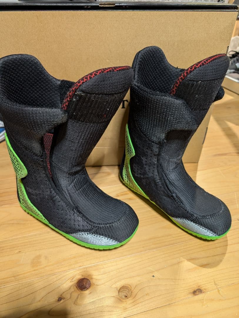 BURTON　ION　売り切りたいので安くします