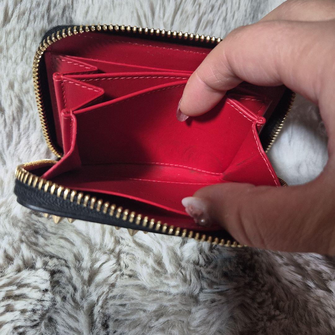 ルブタン　ケース