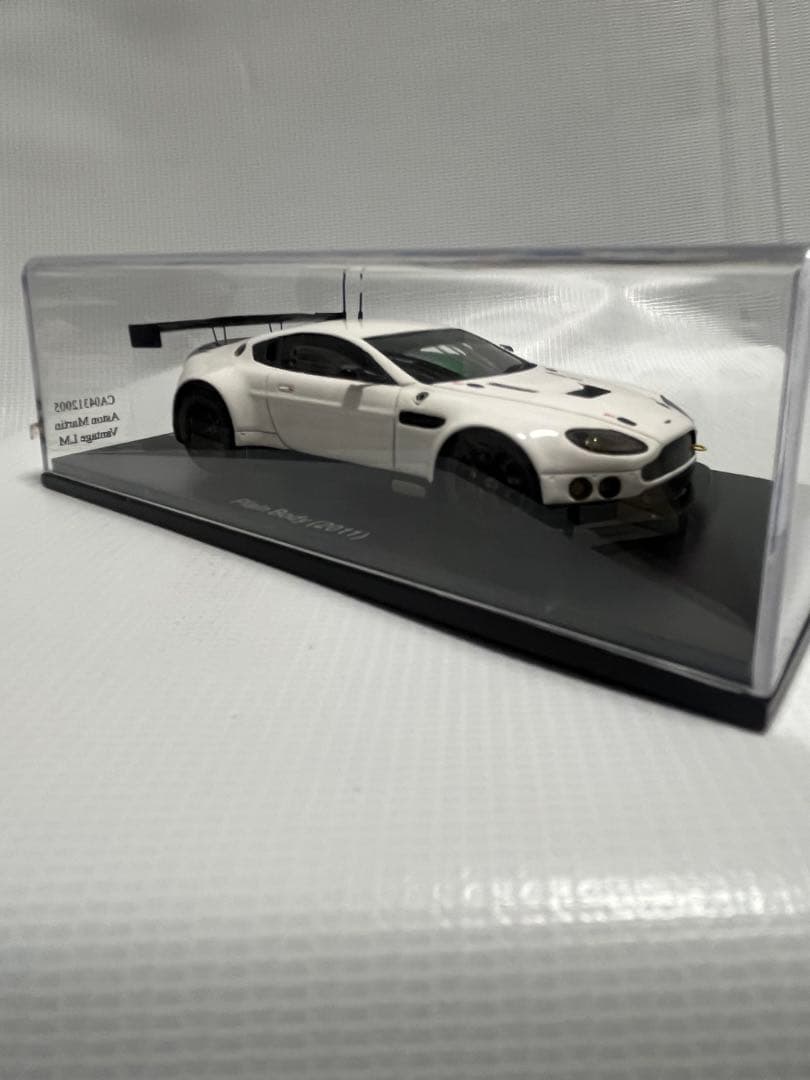 Aston Martin Vantage 限定100台　1/43