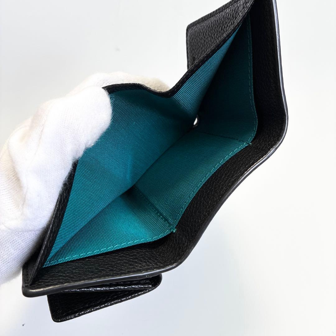 agnès b. ブラック 三つ折りミニ財布 エンボス ロゴアニエスベー