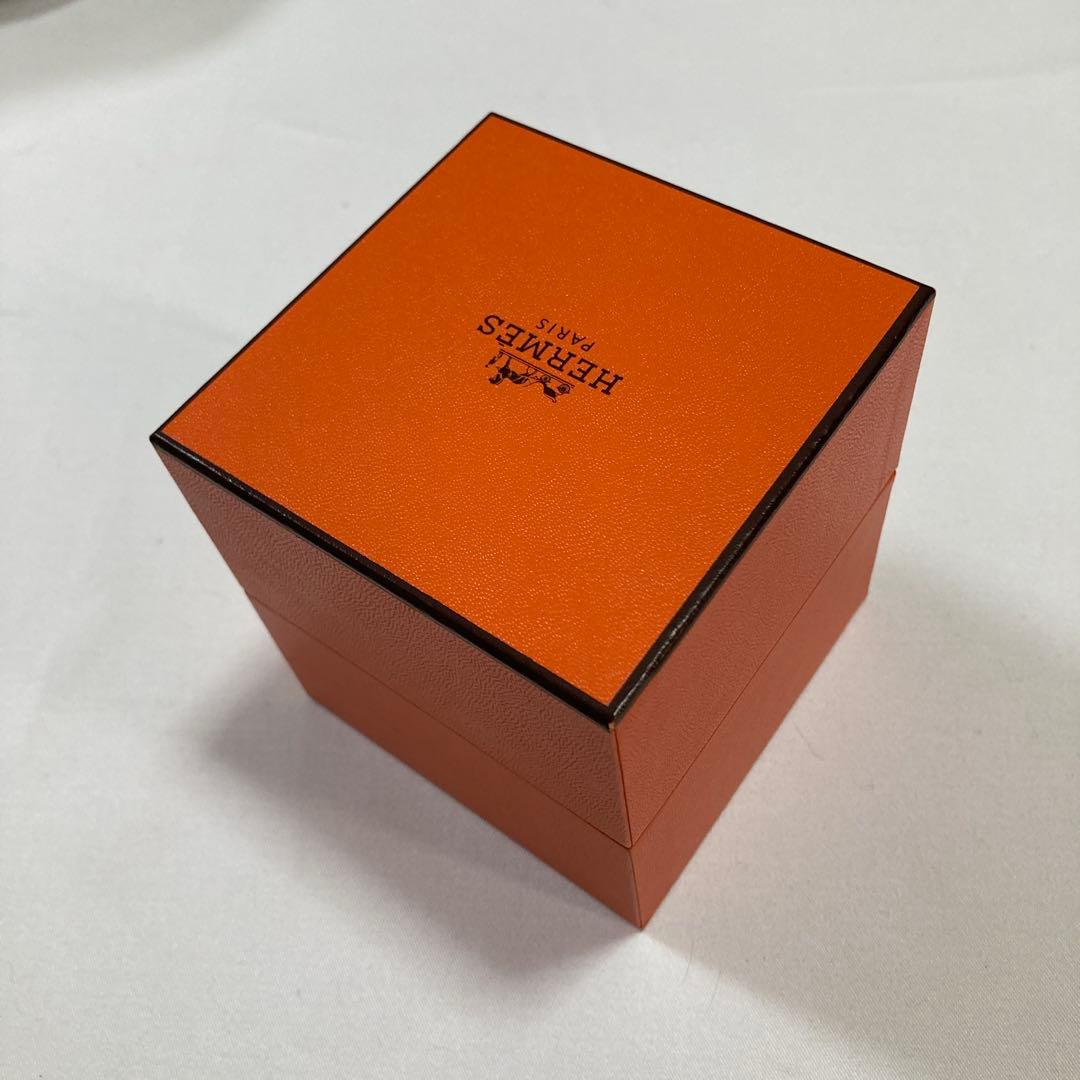 美品 エルメス シェーヌダンクル ブレスレットケース 空箱 現行品 最新