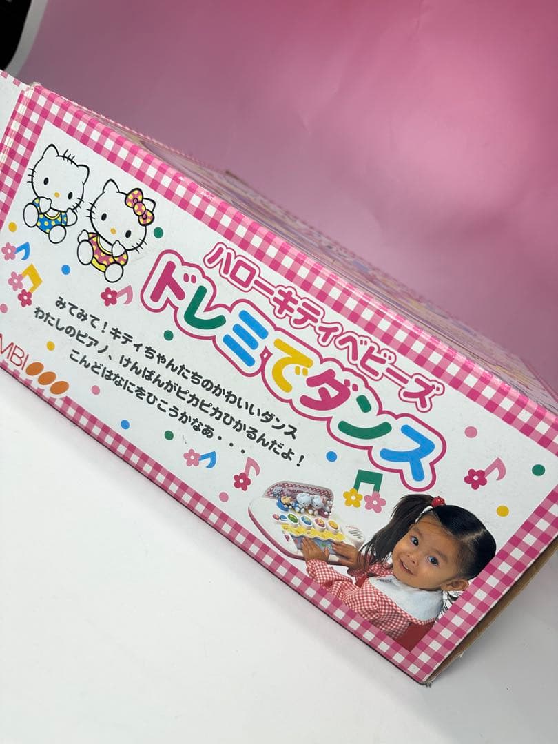 希少 ハローキティ サンリオ ドレミでダンス