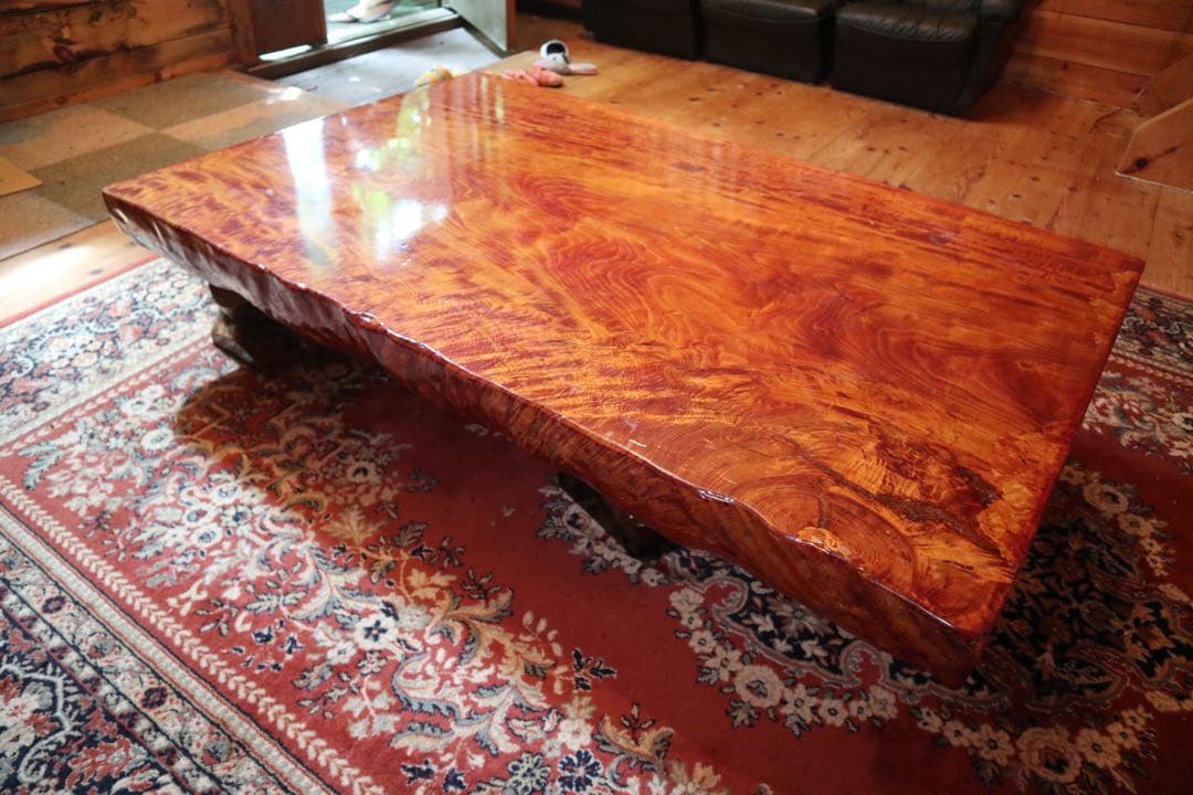 希少材質一枚板 ブラジル花梨か栃 木の話、木の種類 |