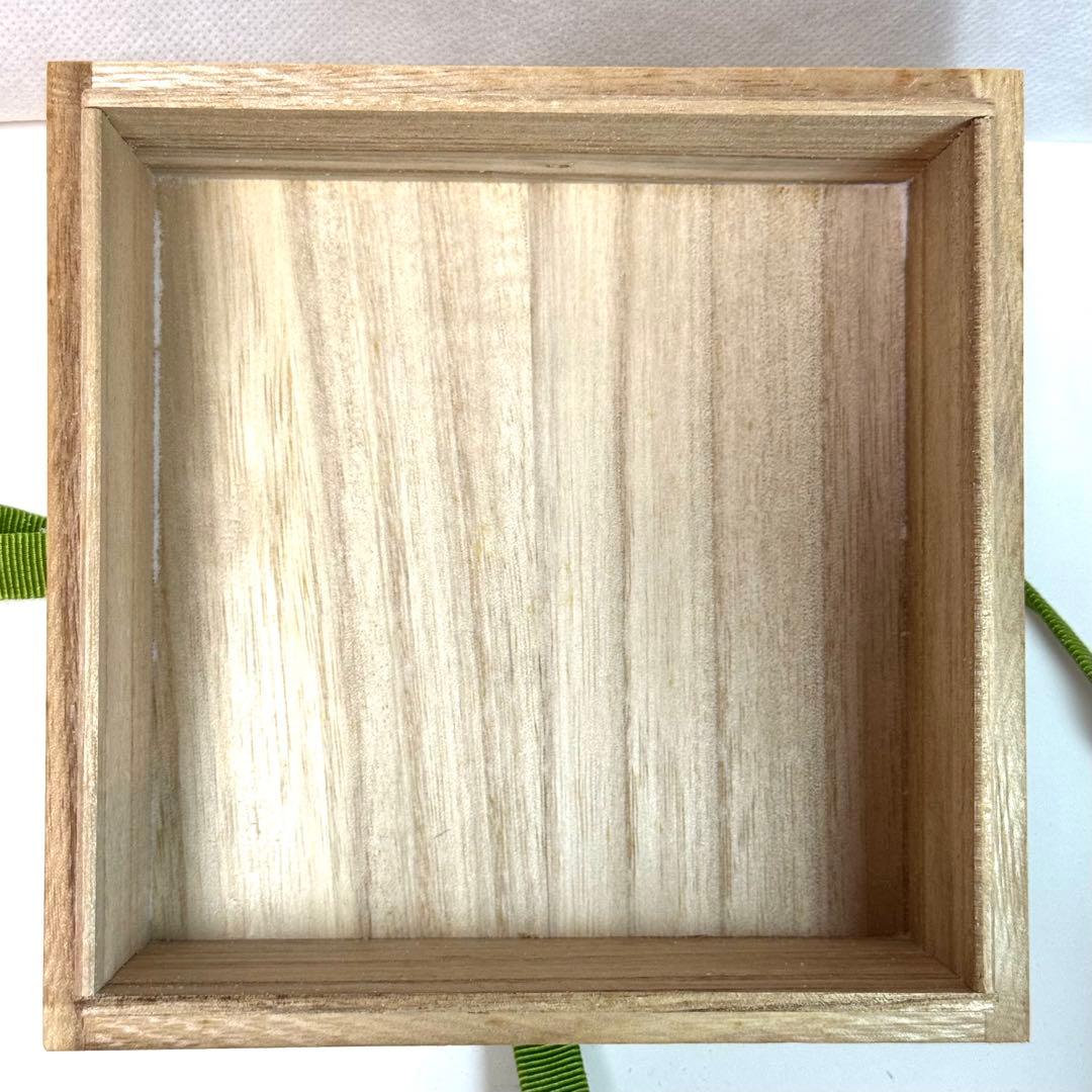 ３*マ様 銀杯 140g 桐箱付属品有り 内閣総理大臣銘 純銀製 五七の桐 紋章